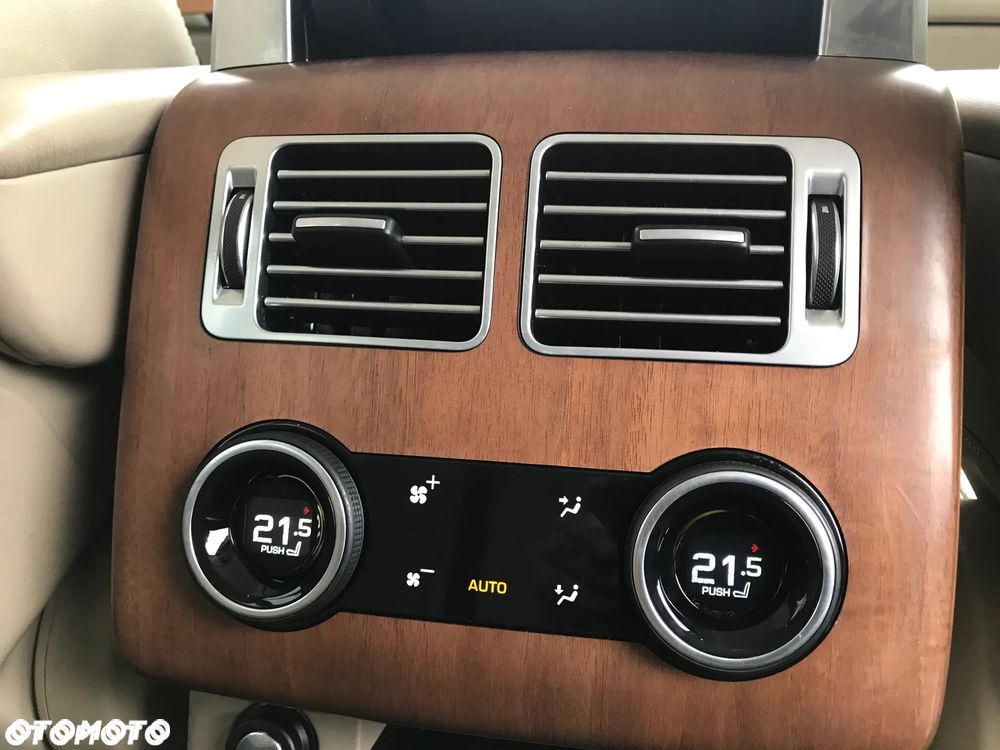 Land Rover Range Rover 4.4SD V8 SV AB - 33