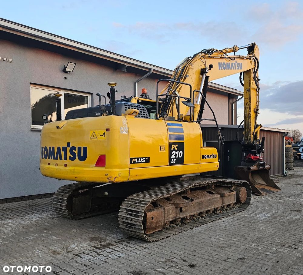 Komatsu PC 210LC-10 Plus - 3