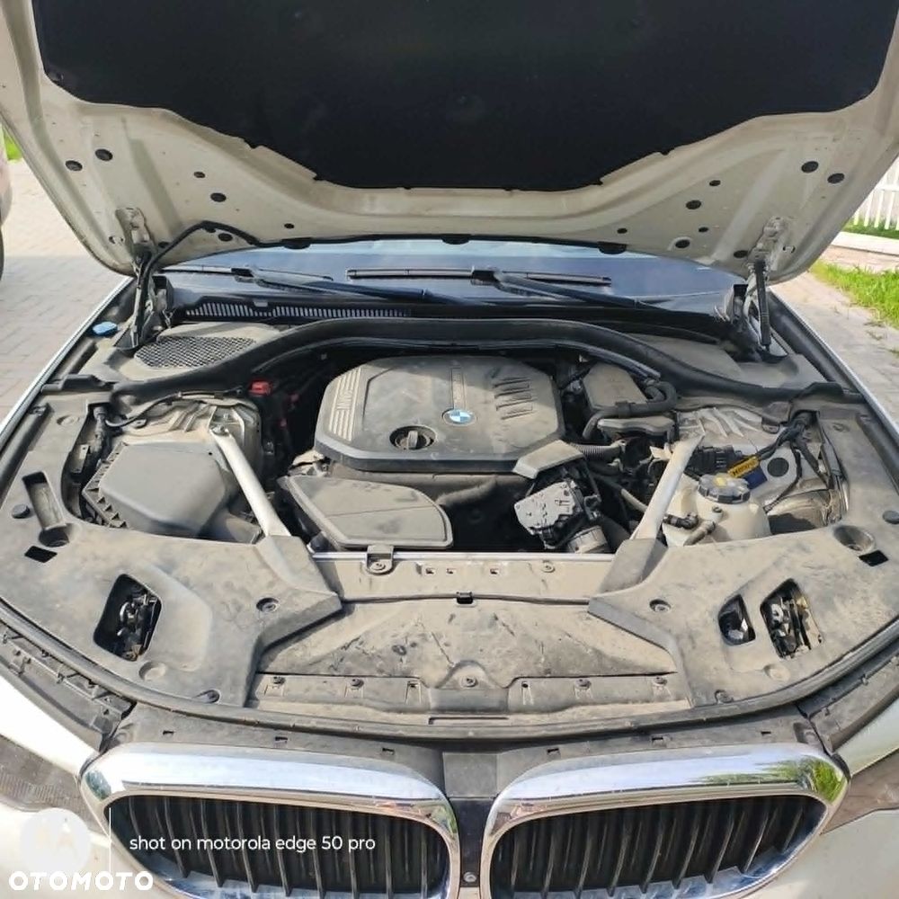 BMW Seria 5 518d Sport Line - 8