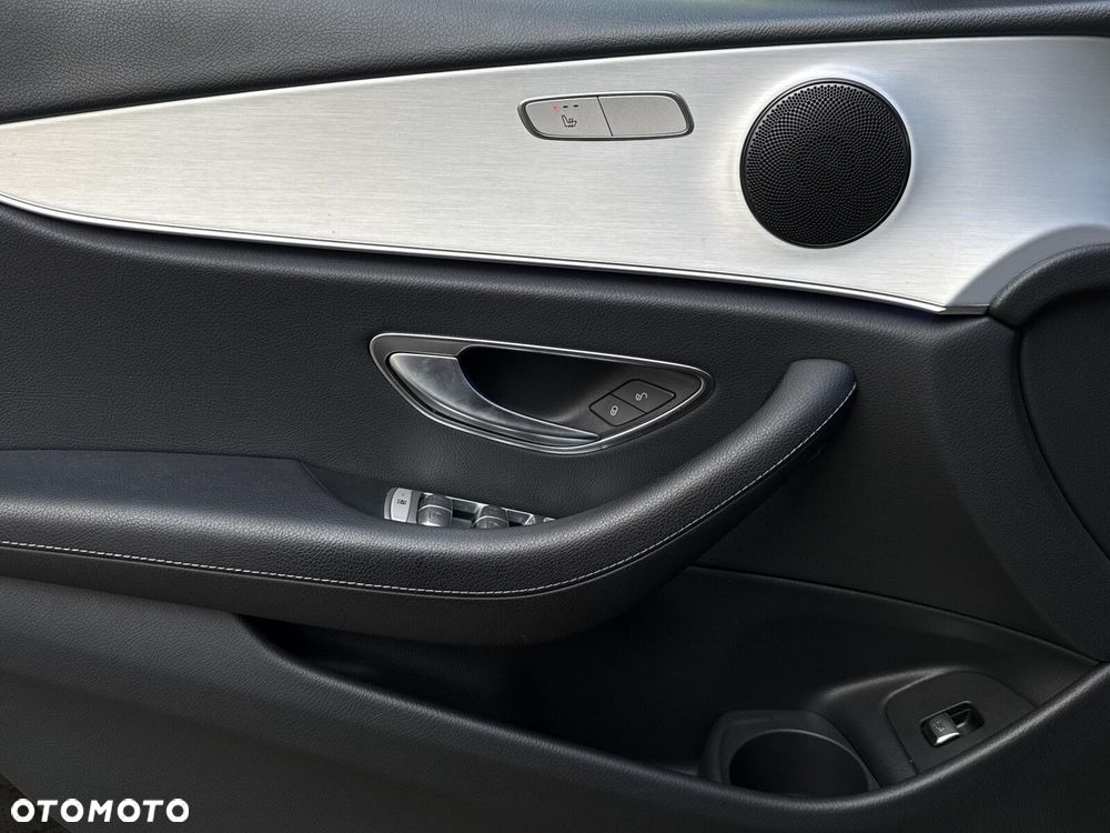 Mercedes-Benz Klasa E 220 d 4-Matic AMG/Avantgarde - 21