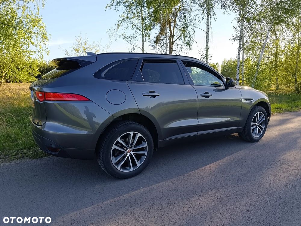 Jaguar F-Pace 2.0 i4D AWD R-Sport - 4