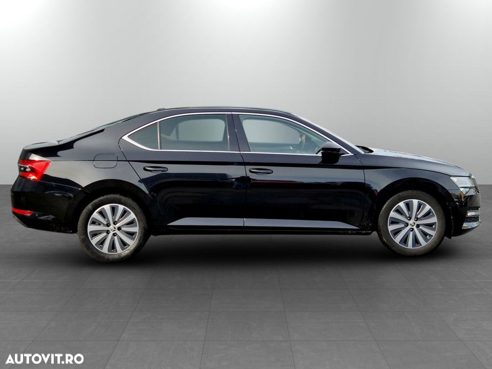 Skoda Superb 2.0 TDI Style - 6