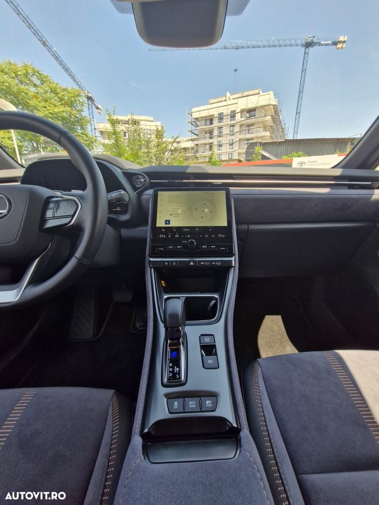 Lexus LBX 1.5 HEV 4x2 CVT Cool - 21