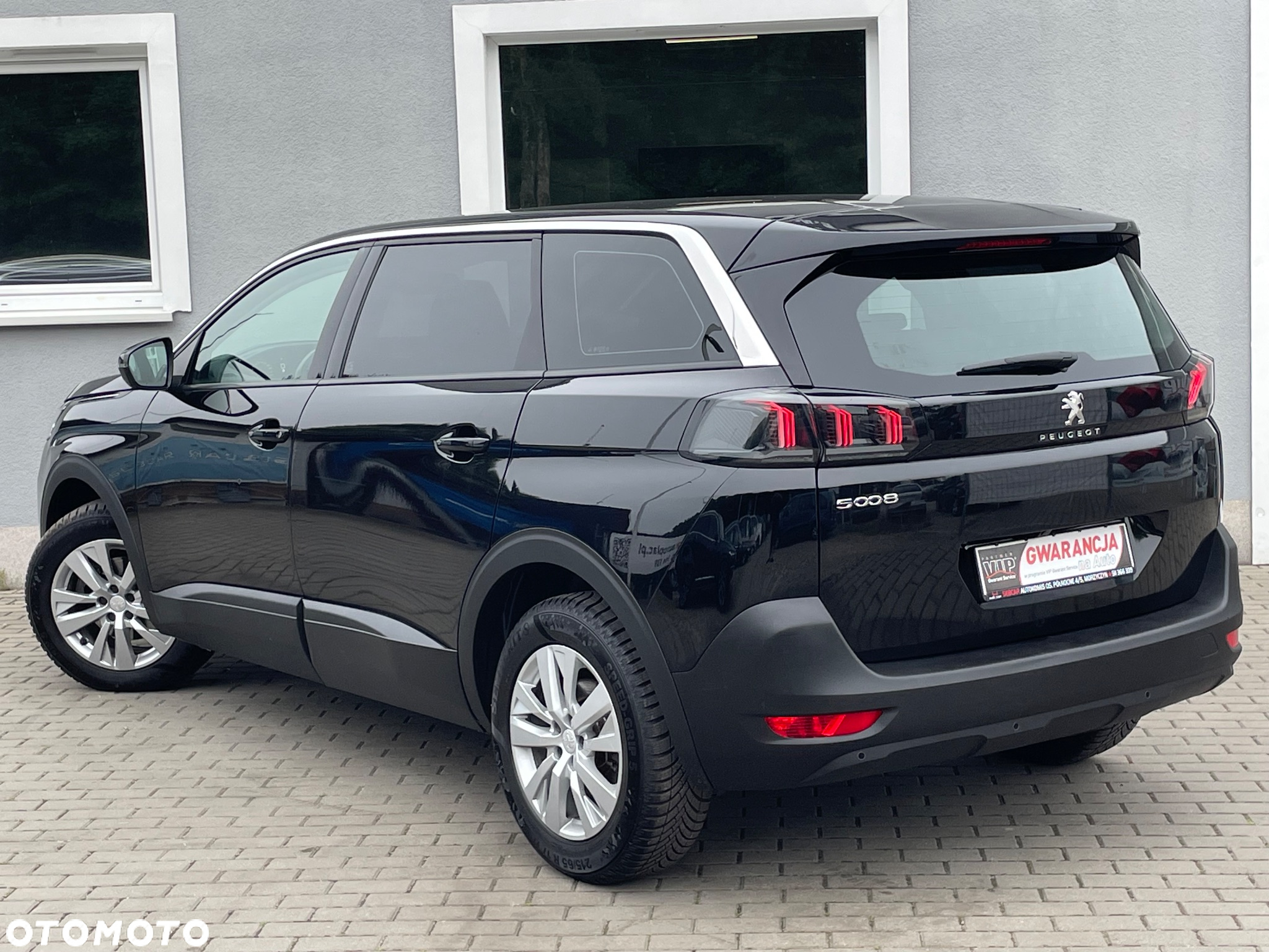 Peugeot 5008 1.5 BlueHDi Active S&S EAT8 - 4