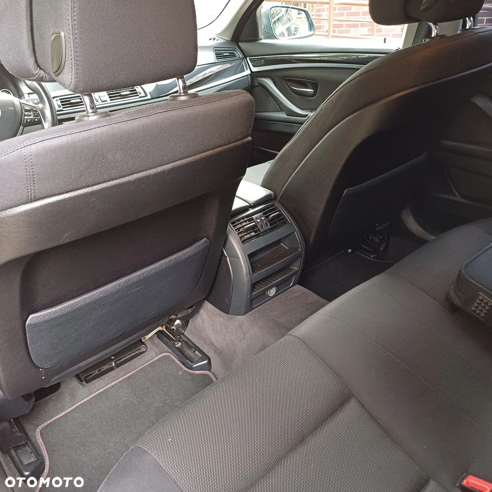 BMW Seria 5 - 10