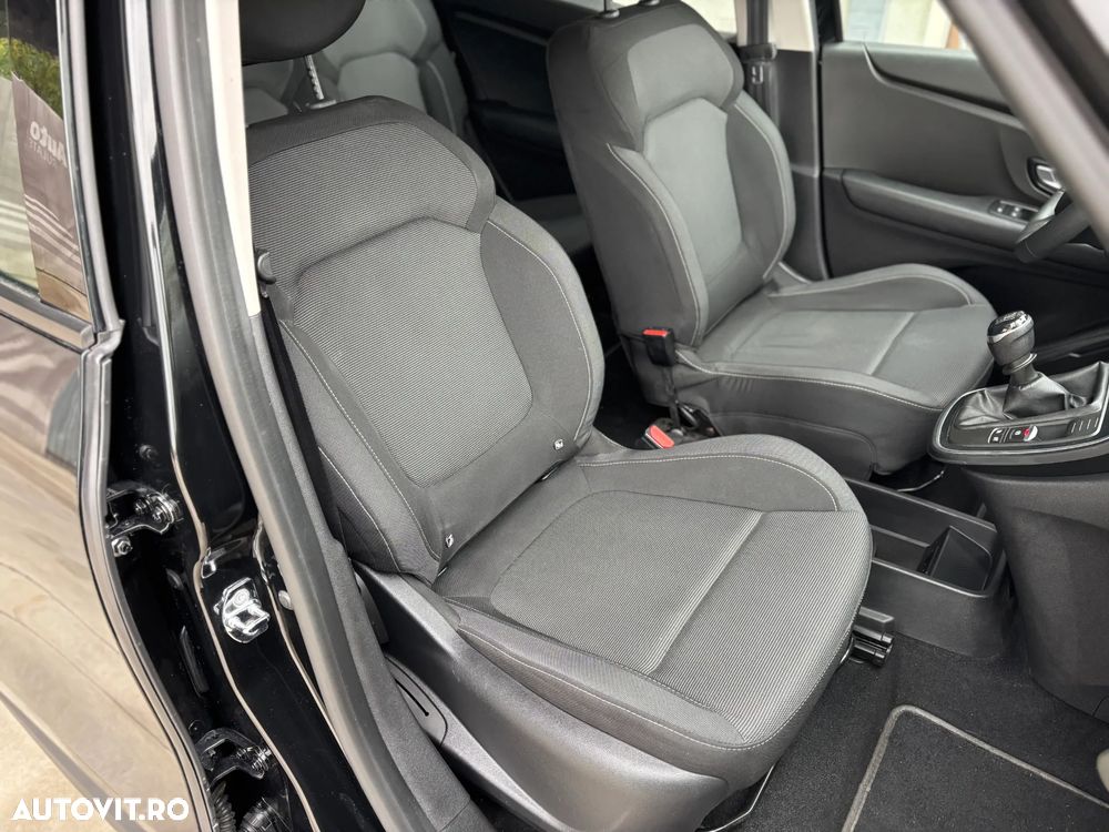 Renault Scenic TCe 115 GPF LIMITED - 30