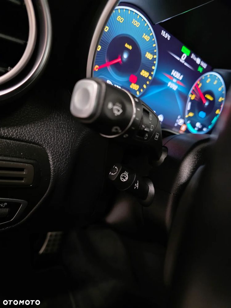 Mercedes-Benz GLC 300 de 4Matic 9G-TRONIC AMG Line Plus - 22