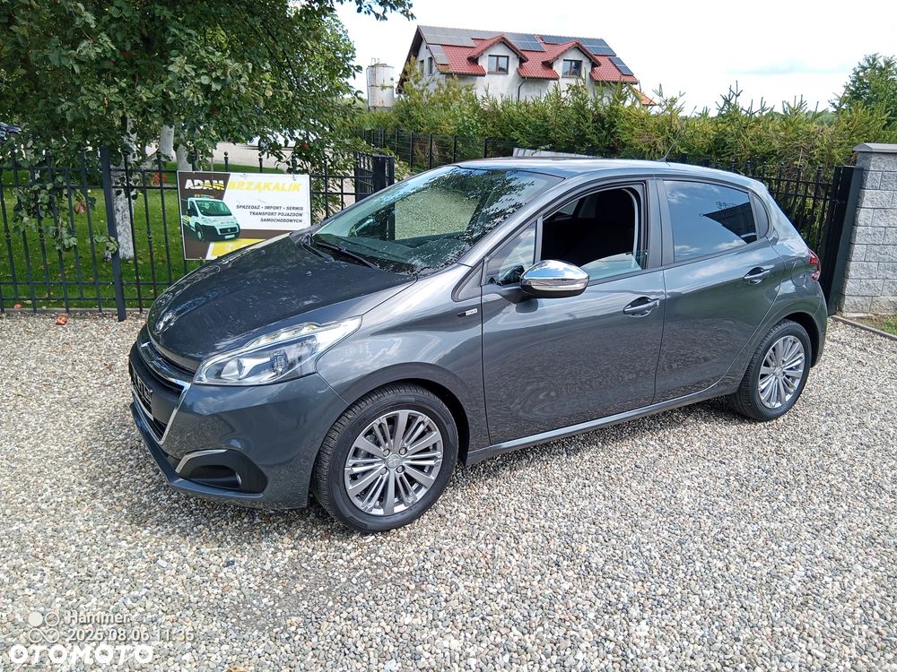 Peugeot 208 1.2 PureTech Style - 1