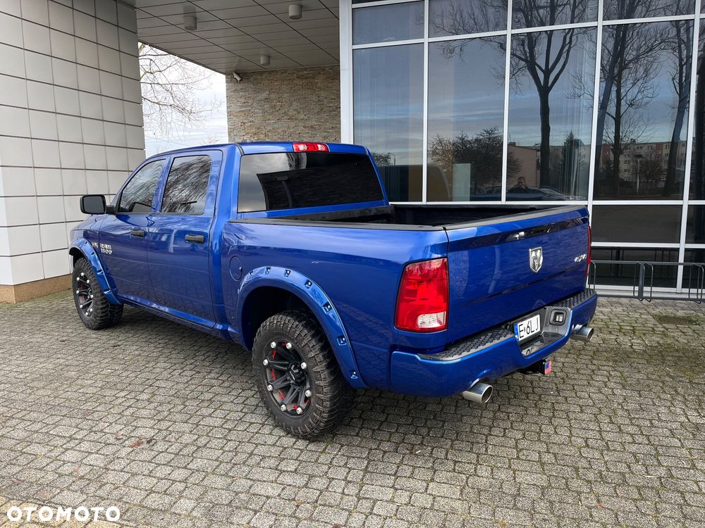 RAM 1500 Crew Cab Sport - 4