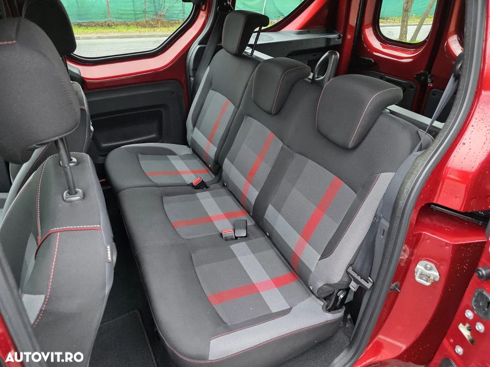 Dacia Dokker 1.5 Blue dCi SL Techroad - 11