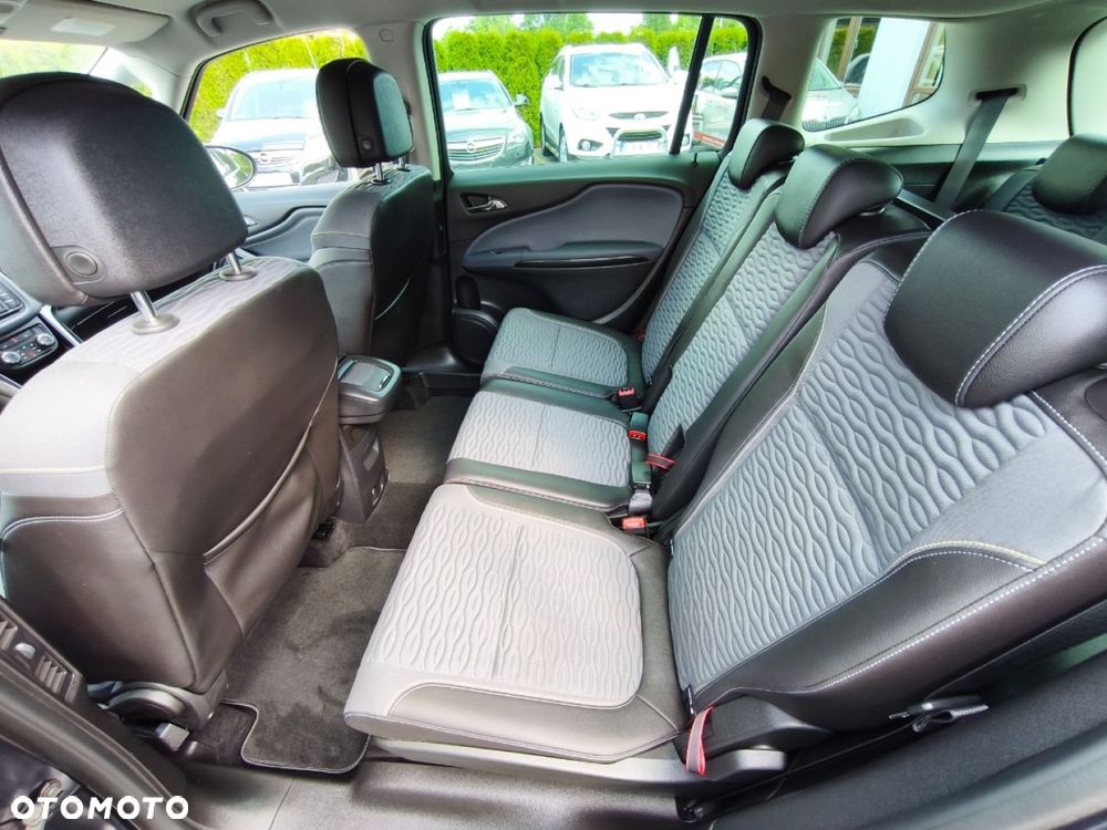 Opel Zafira - 14