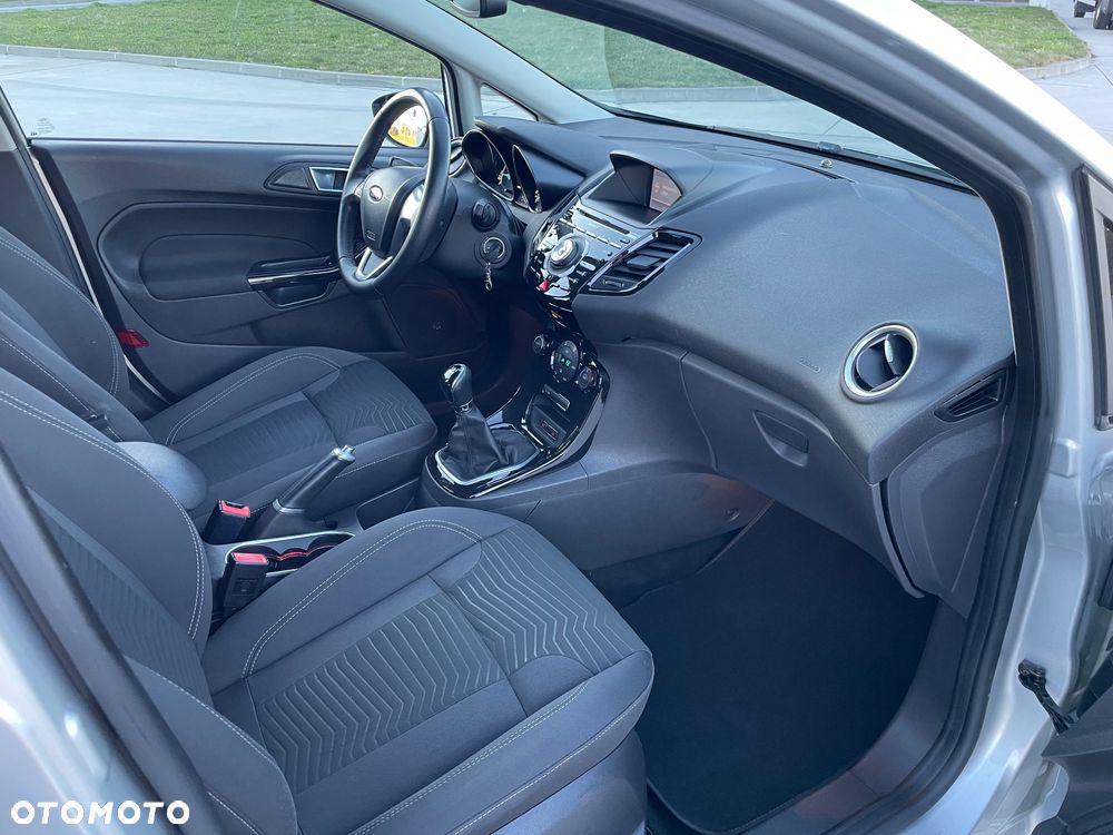 Ford Fiesta 1.0 EcoBoost Titanium - 19