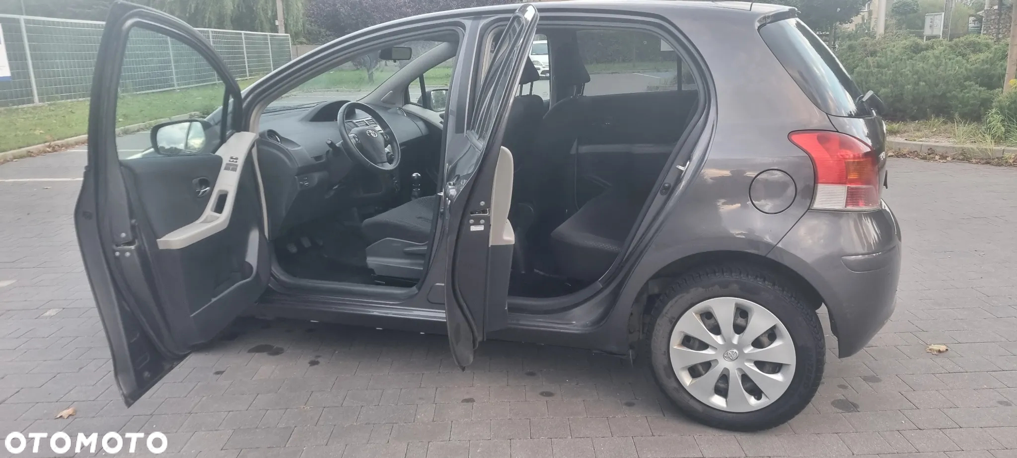 Toyota Yaris 1.33 VVT-i Cool - 14