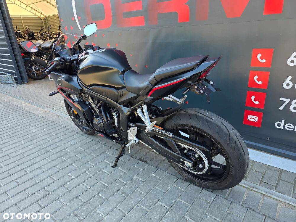 Honda CBR - 36