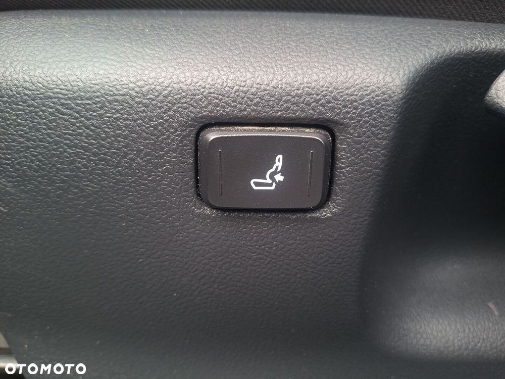 Toyota Yaris Hybrid 1.5 Comfort - 23