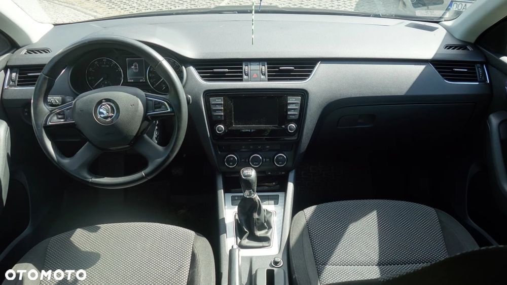 Skoda Octavia 1.4 TSI Ambition - 15