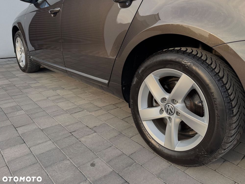 Volkswagen Passat 1.8 TSI DSG Comfortline - 38