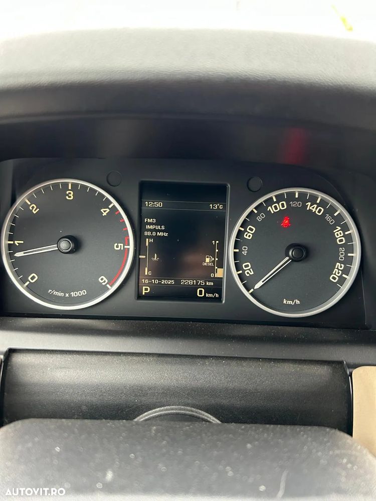 Land Rover Range Rover Sport 3.0 SDV6 HSE - 7