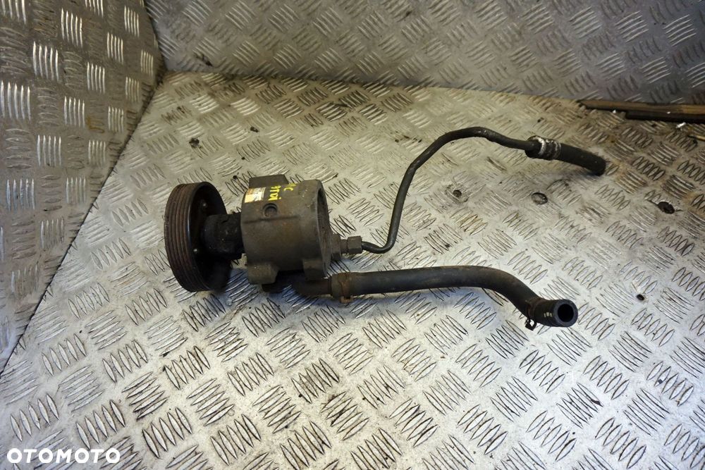 POMPA WSPOMAGANIA SCENIC I PH1 1.9 DTI 7700419156 7700422620 26069258 RENAULT 1996-1999 - 2