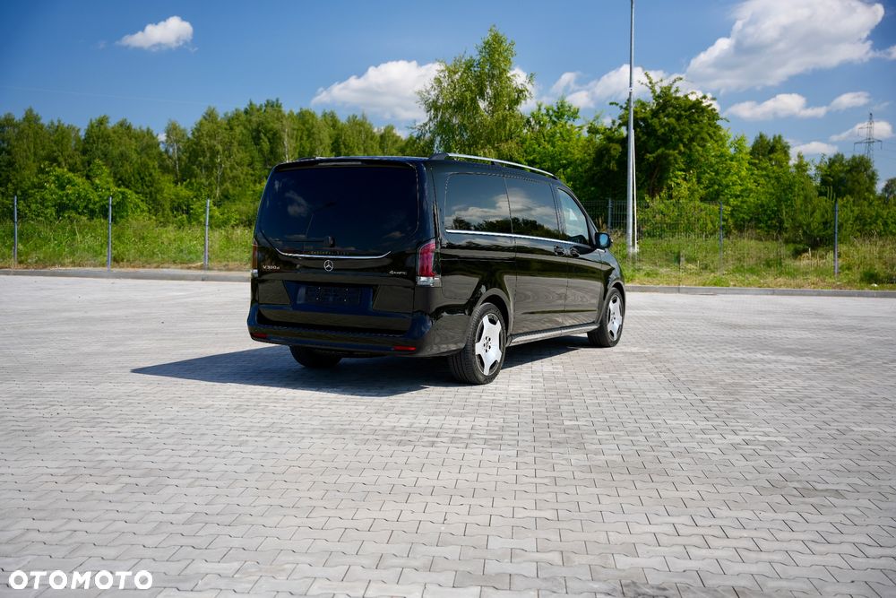 Mercedes-Benz Klasa V 300 d 4-Matic 9G-Tronic - 38
