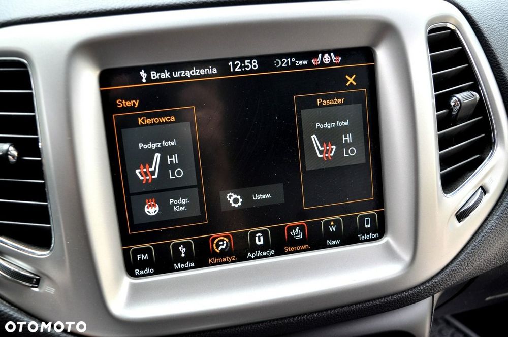 Jeep Compass 1.4 TMair Longitude FWD S&S - 34