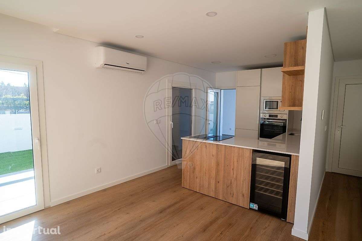 Moradia T3 para venda - Grande imagem: 2/10