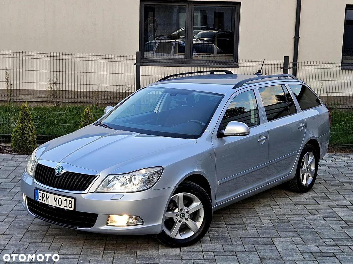 Skoda Octavia Combi 2.0 TDI DPF DSG FAMILY - 6