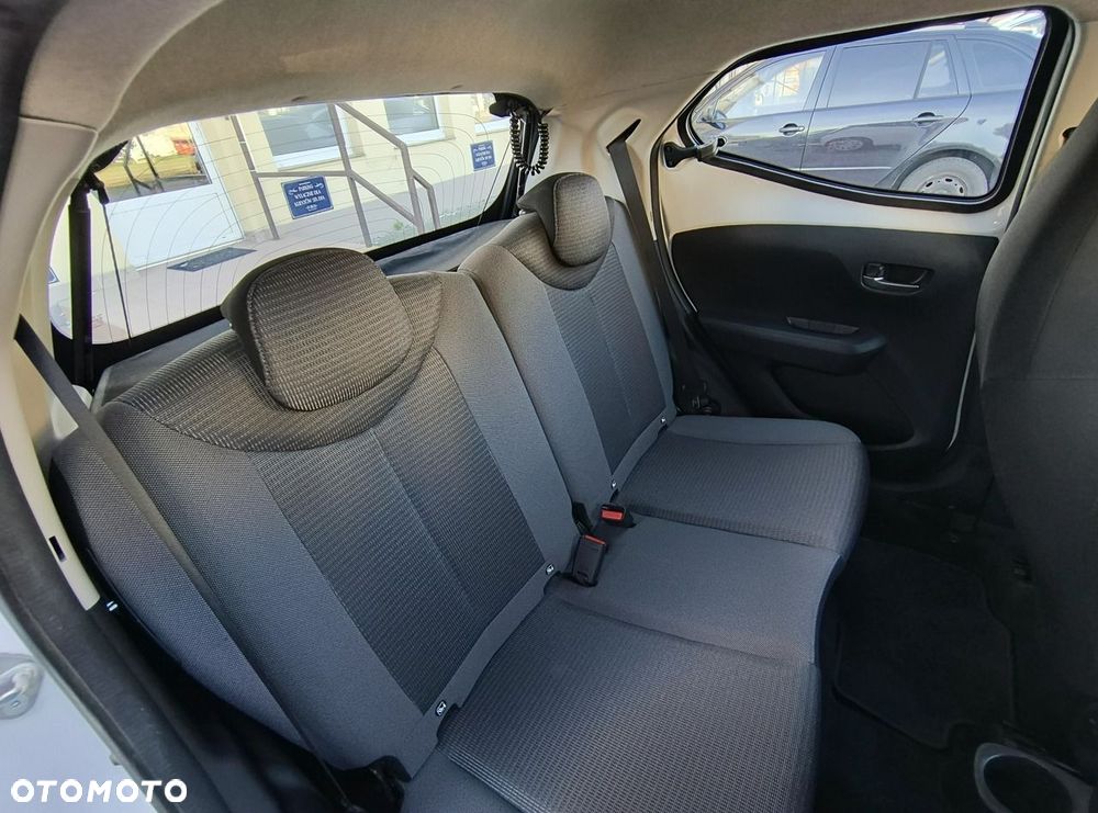 Toyota Aygo x-cite - 19