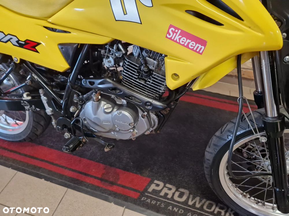 Suzuki DR - 24