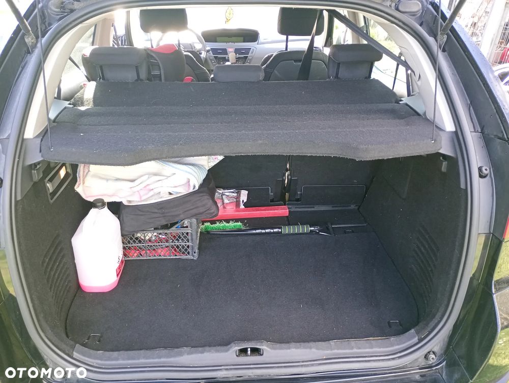 Citroën C4 Picasso - 8