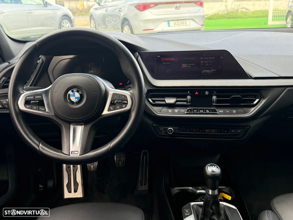 BMW 116 d Pack Desportivo M - 31