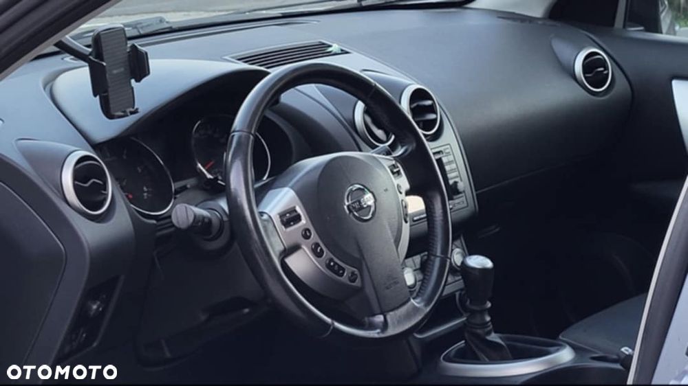 Nissan Qashqai 2.0 dCi DPF acenta - 9