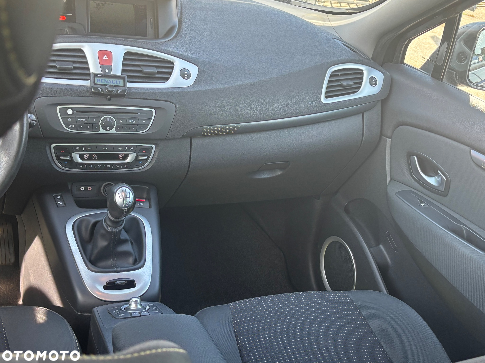 Renault Scenic 1.4 16V TCE TomTom Edition - 23