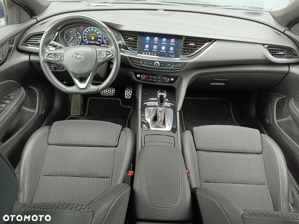 Opel Insignia 2.0 CDTI 4x4 GSi S&S - 10