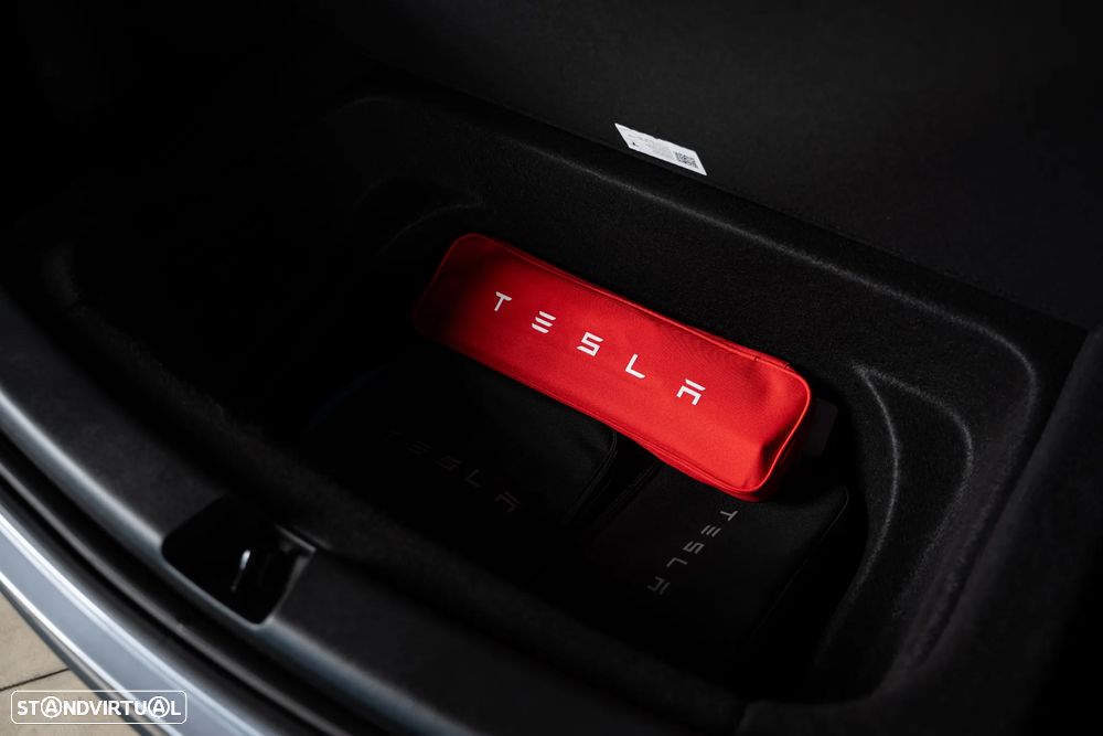 Tesla Model Y Long Range Tração Integral - 43