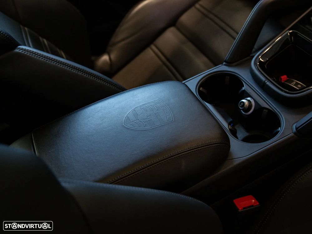 Porsche Cayenne S E-Hybrid — fotografia 43