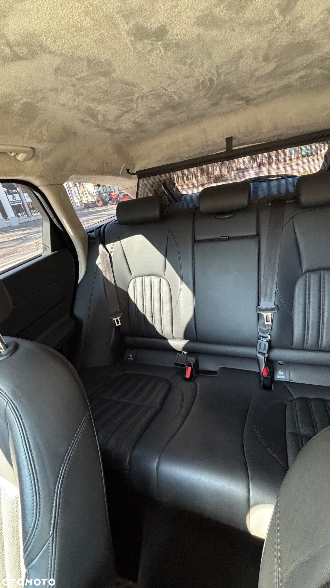 Jaguar XF 2.0 i4D AWD Portfolio - 19