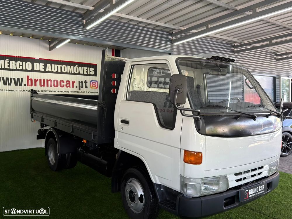 Toyota DYNA 150 - 2