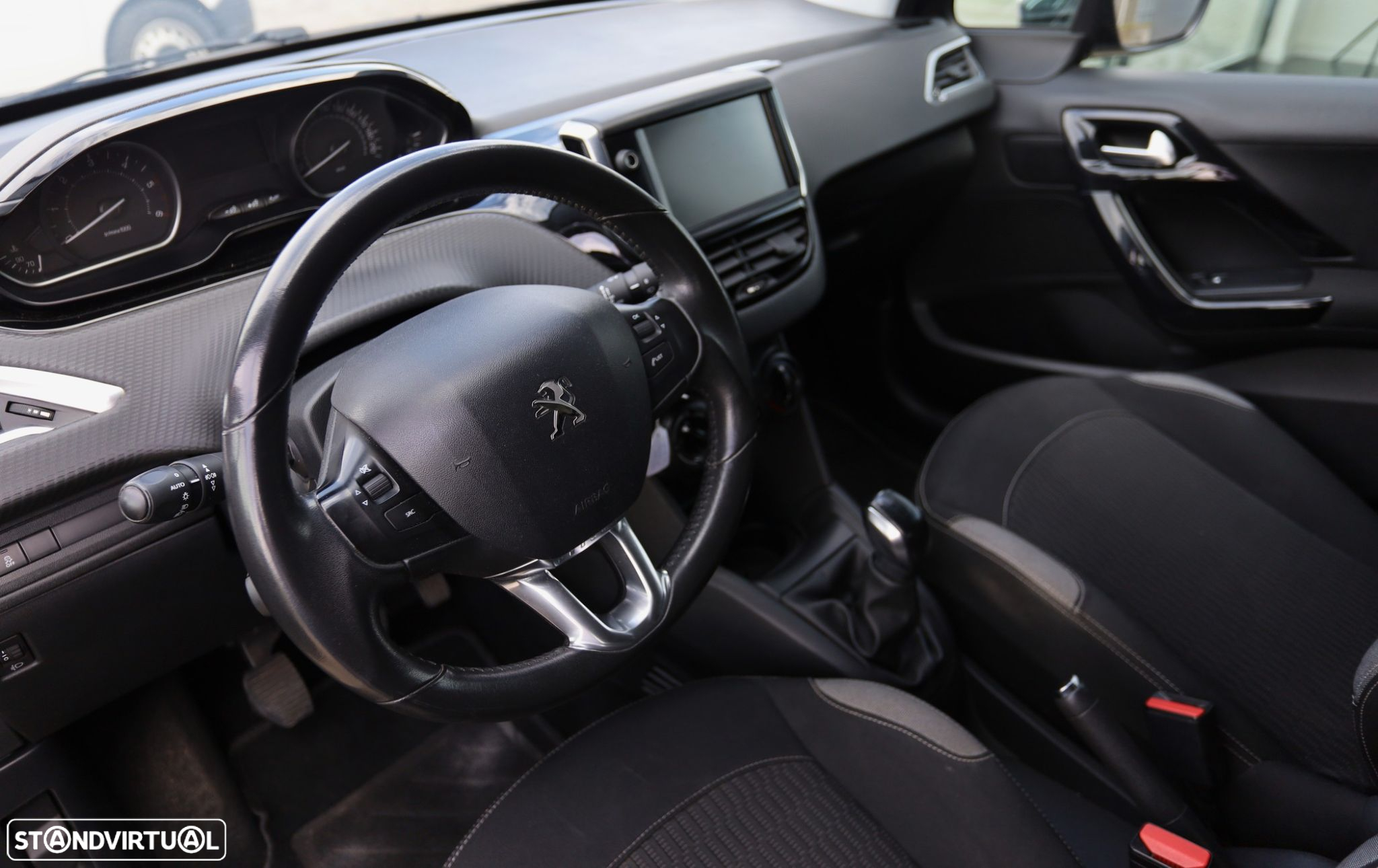 Peugeot 208 1.6 BlueHDi Style - 7