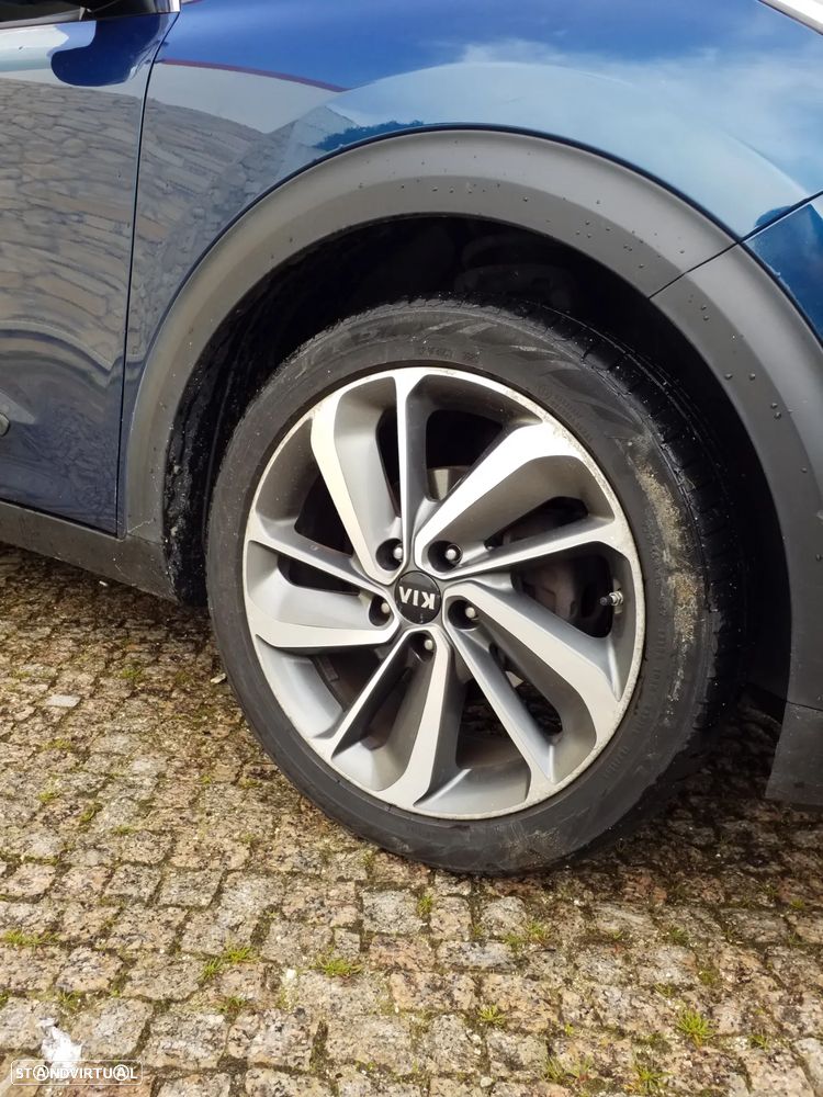 Kia Niro 1.6 GDi HEV - 11