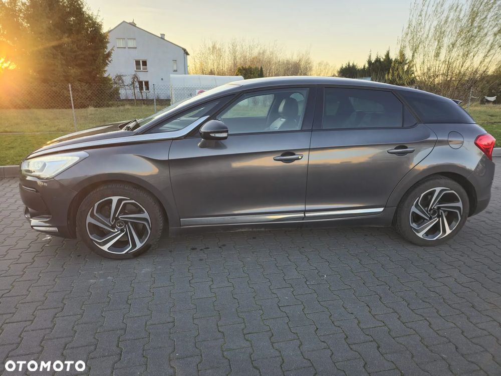 DS Automobiles DS 5 - 4