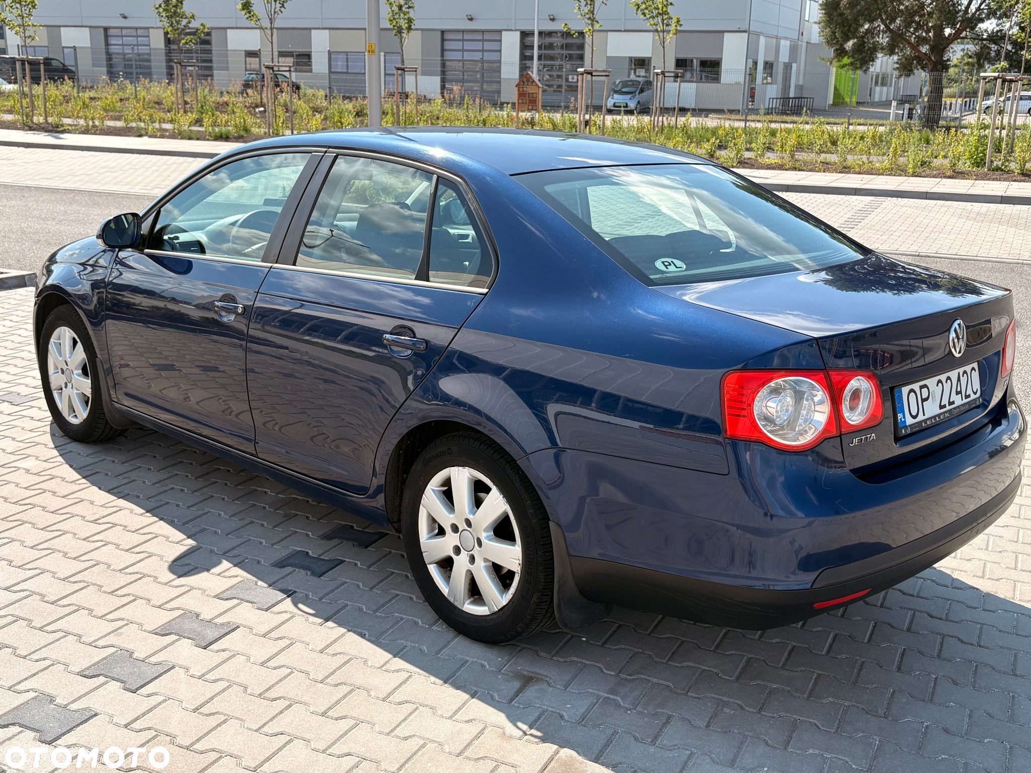 Volkswagen Jetta 1.6 FSI Comfortline - 4