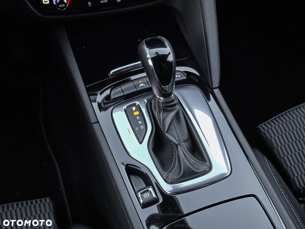 Opel Insignia - 13