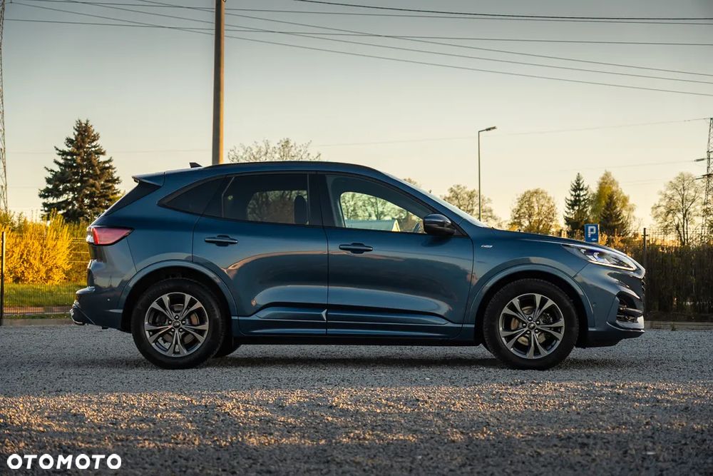 Ford Kuga - 13