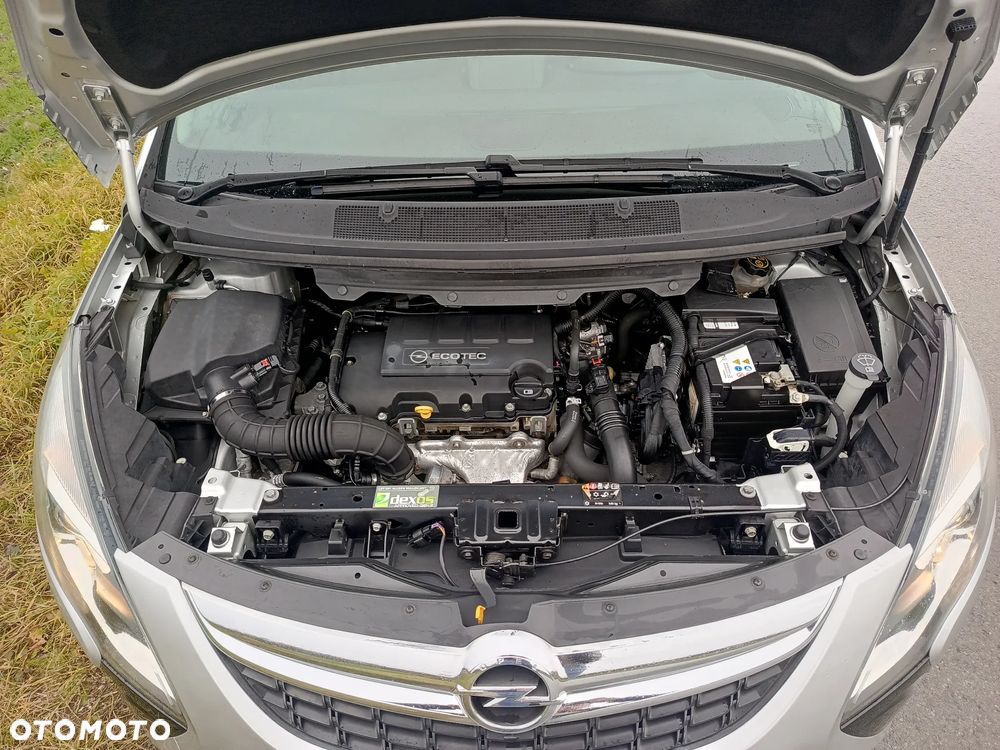 Opel Zafira Tourer 1.4 Turbo Active - 12