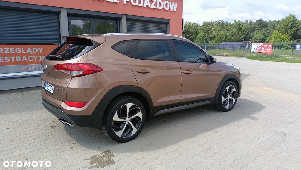 Hyundai Tucson - 4