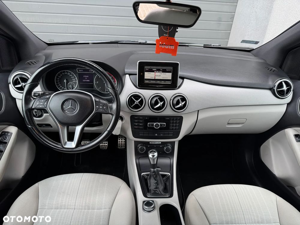 Mercedes-Benz Klasa B 180 CDI - 13