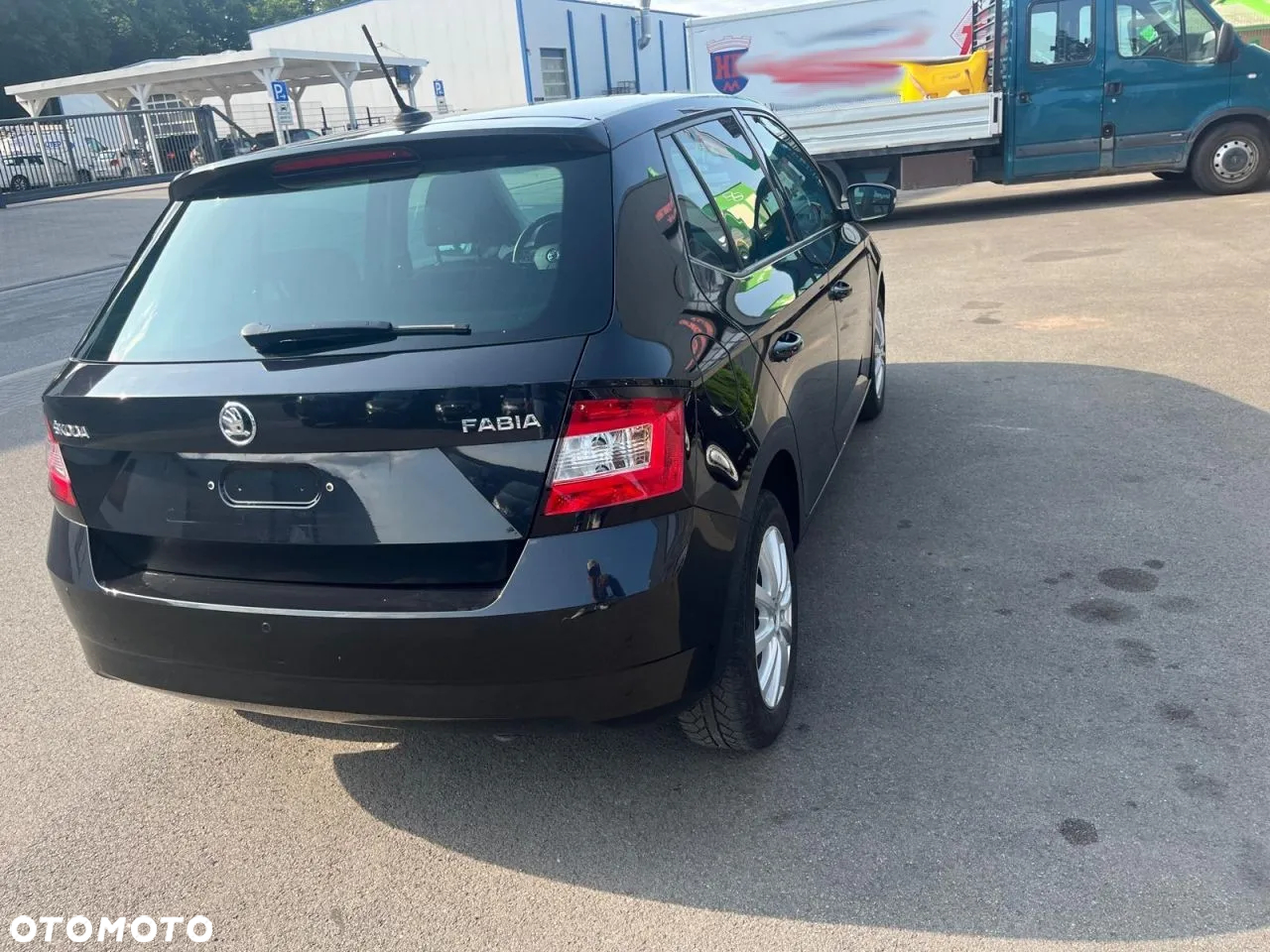 Skoda Fabia 1.0 MPI Clever - 4