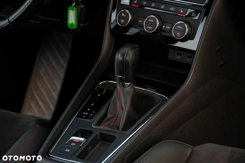 Seat Leon 2.0 TDI DPF DSG FR - 21