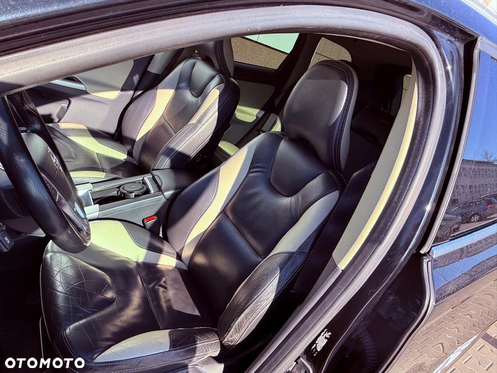 Volvo XC 60 DRIVe R Design - 12